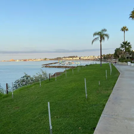 Savveli By The Sea Апартаменты *
