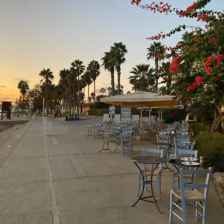 Savveli By The Sea Апартаменты *